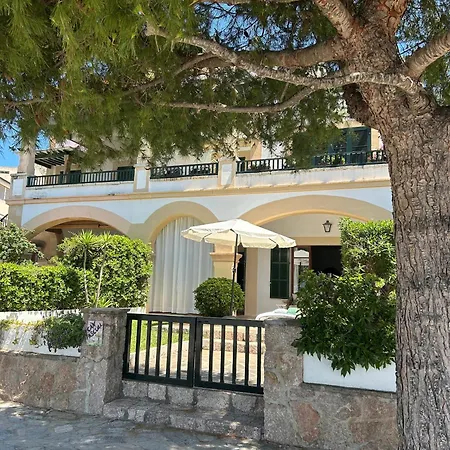Casa Faro: Beachfront Ground Floor Retreat With Sea Views Apartment *